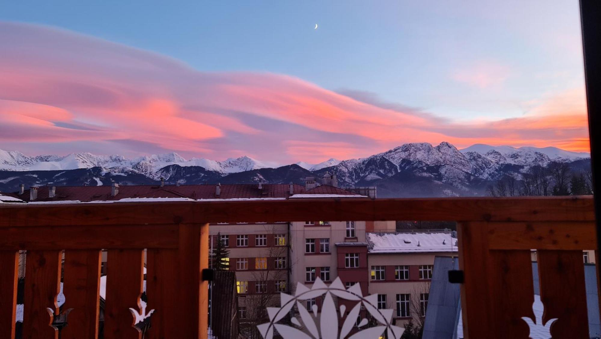 Villa Fortuna - Regionalne Apartamenty & Spa - Sauna, Grill, Jacuzzi Z Widokiem Na Tatry Zakopane Extérieur photo