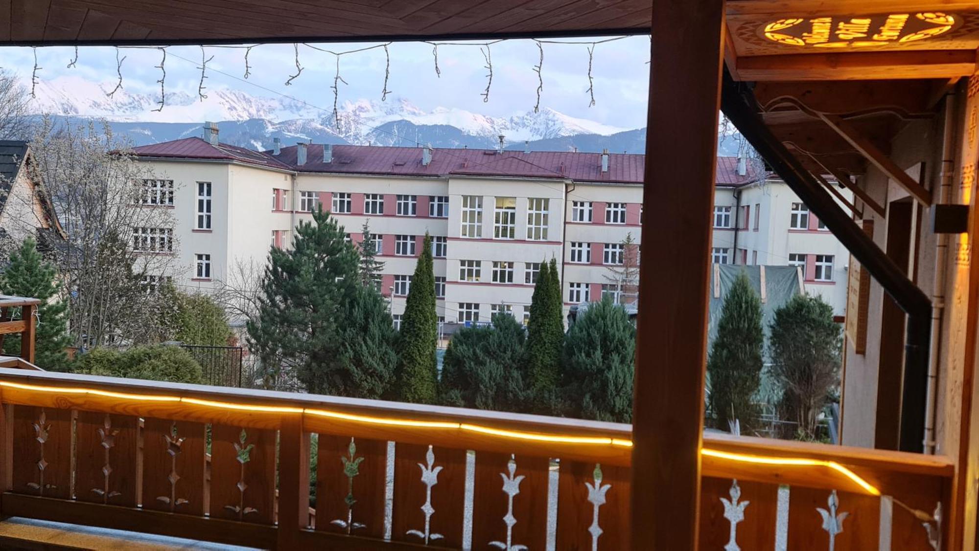 Villa Fortuna - Regionalne Apartamenty & Spa - Sauna, Grill, Jacuzzi Z Widokiem Na Tatry Zakopane Extérieur photo